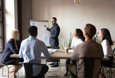 riunione tra colleghi di lavoro