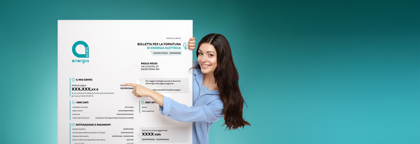 Ragazza che indica la bolletta